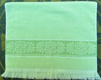 Cannon Hand Towel Light Green Lime Vintage Excellent Condition