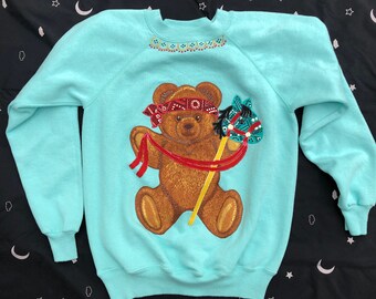 Cute Cowboy Bear Sweatshirt Crewneck Small / Medium Teddy Bear Excellent Condition