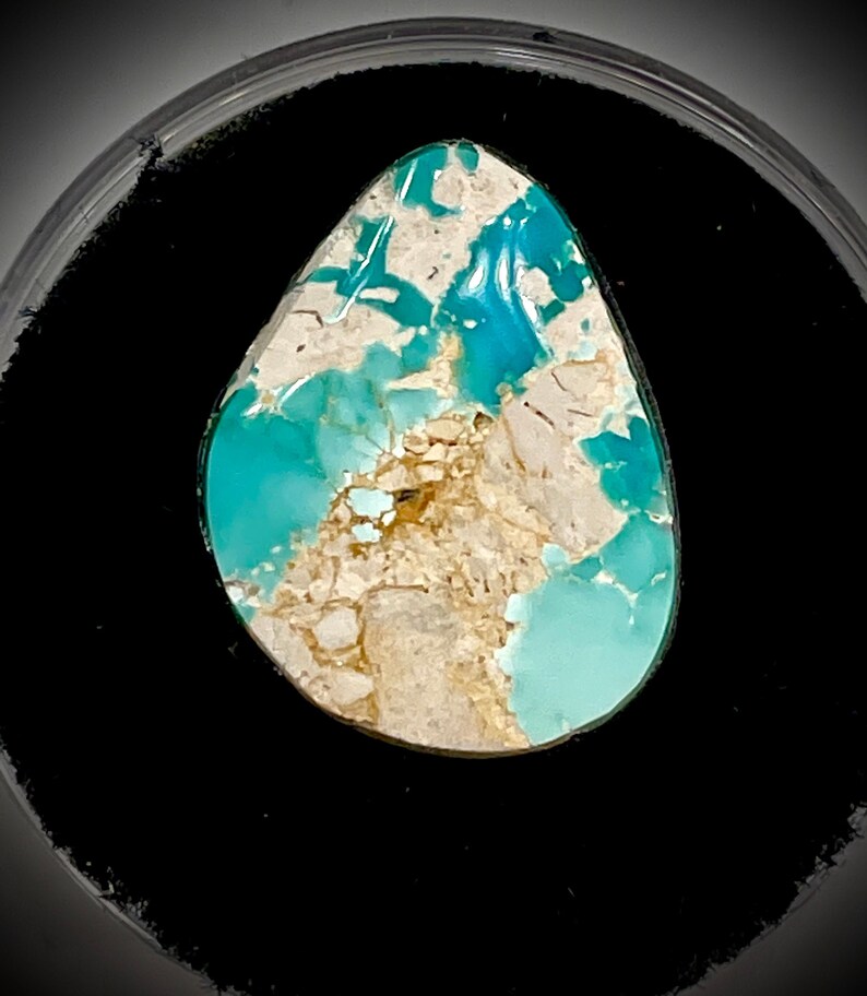 Battle Mountain Blue Gem Turquoise Rare Natural Webbed High Grade Cabochon 7 CTS