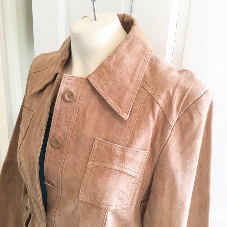 Vintage Renee Raquel Suede Belted Trench Coat WOMEN/'S MEDIUM Tan Long sleeve Button front Pointed collar Structured shoulder Pockets