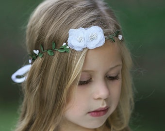 White Flower Crown, White Floral Crown, White Flower Headband, Flower Halo, White Communion Flower Crown, Flower girl Crown, White Hair Bow