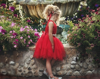 2t red dress