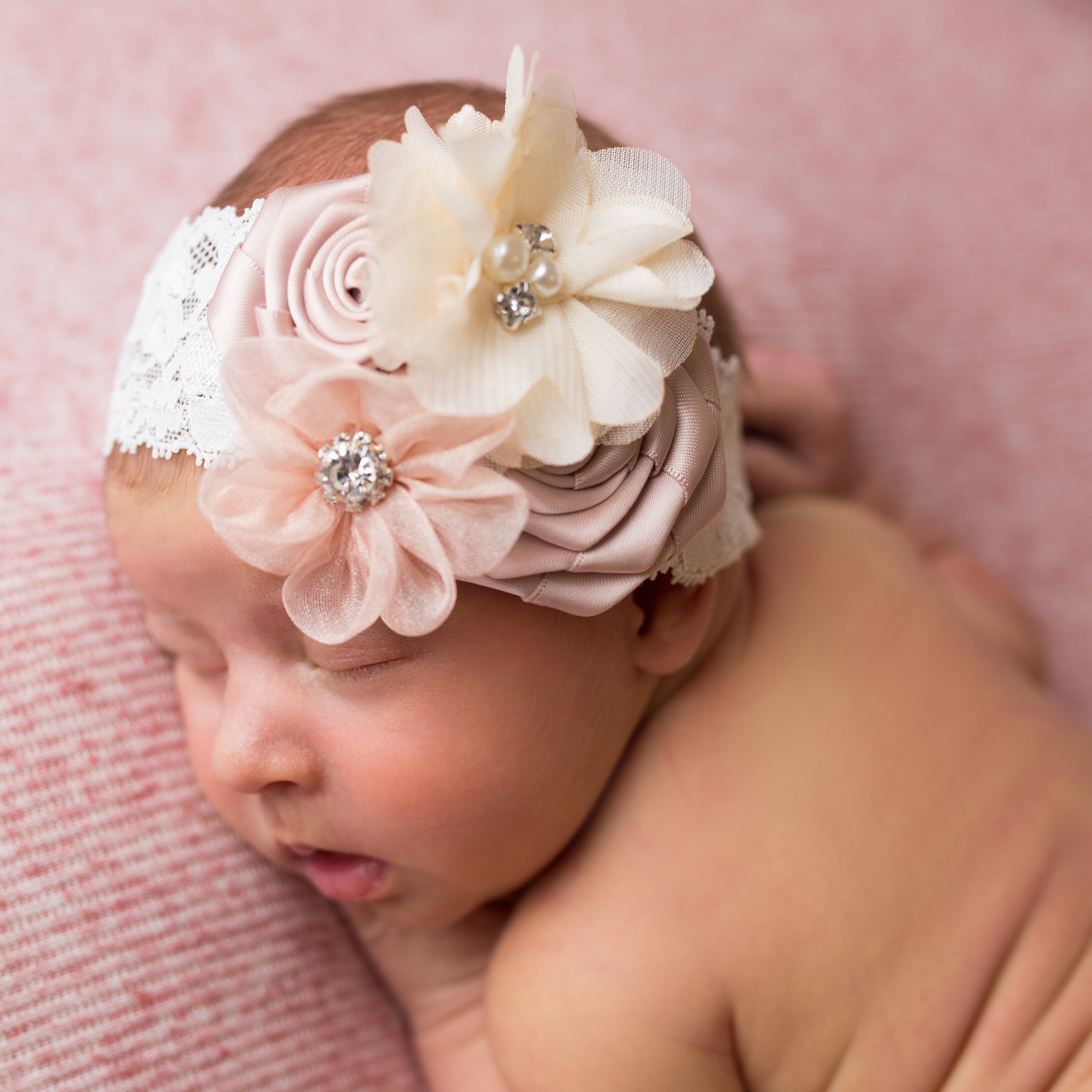 Bandeau de baptême, noued en dentelle bébé,accessoire cheveux blanc pour  petite fille, bandeau dentelle bébé - Un grand marché