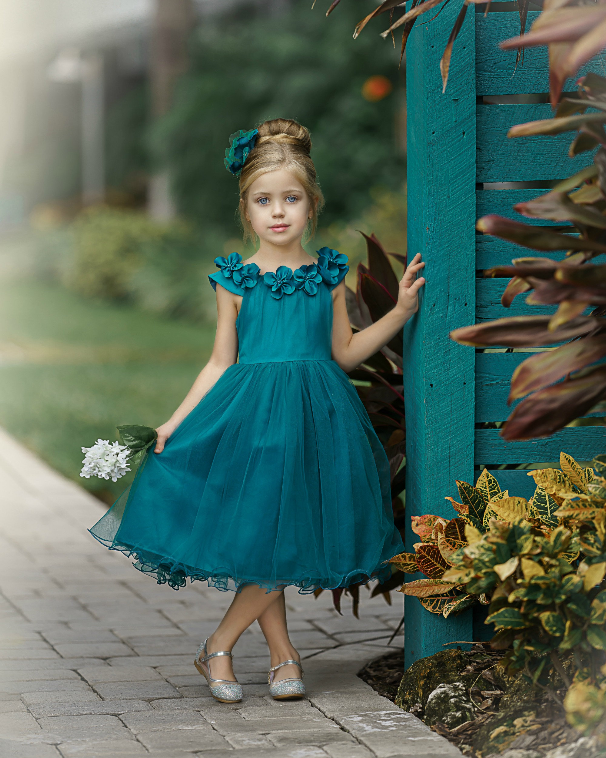 Winter wonderland hotsell flower girl dresses