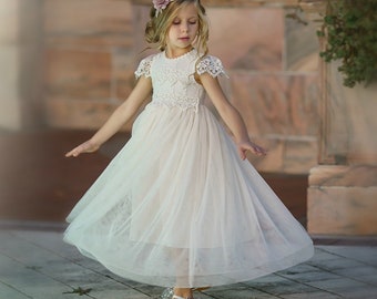 Ivory flower girl dress, Ivory Lace flower girl dress, Tulle Flower Girl Dress, Rustic Flower Girl Dress, Boho Flower Girl, Communion 25