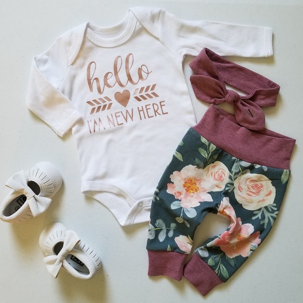 Take home outfit girl - Coming home outfit - Baby girl clothes - Baby shower gift idea - Newborn new baby gift - I'm new here - Hello world