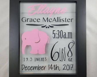 Personalisierter Baby Stats Floating Frame: Geburtsanzeige Kinderzimmer Dekor