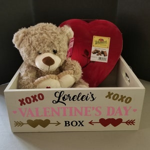 Personalized Valentine&#39;s Day Box for Kids: Paulownia Wood Gift Basket