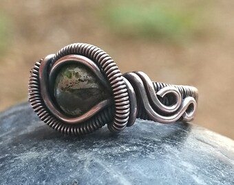 Fantasy Ring in Green Imperial Jasper and Copper / Wire Wrapped Ring / Copper Wire Ring / Festival Jewelry / Gemstone Lover Gift / Boho