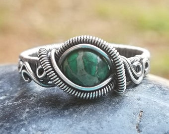 Fantasy Ring in Green Imperial Jasper and Sterling Silver / Wire Wrapped Ring / Fantasy Jewelry / Wire Wrapped Jewelry / Festival Jewelry