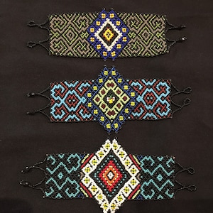 Bracelets de perles de médecine Shipibo