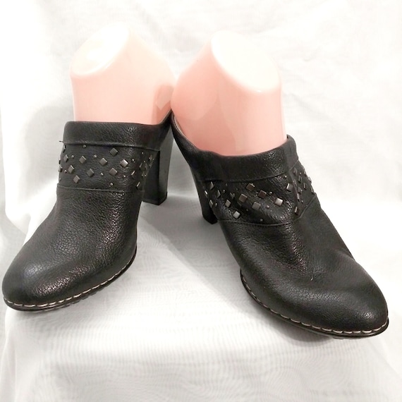 sofft leather clogs