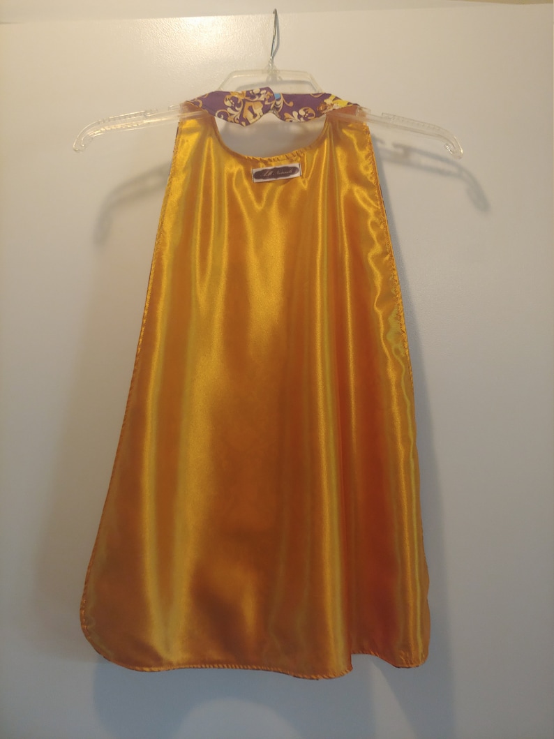 AM Naturals Kids Capes Disney Princess pattern, gold satin reverse side image 2