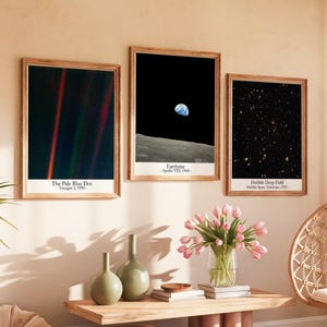 Punto Azul Pálido, Salida de la Tierra y Campo Profundo del Hubble - Conjunto de 3 impresiones de arte mural espacial - Póster, Impresión enmarcada