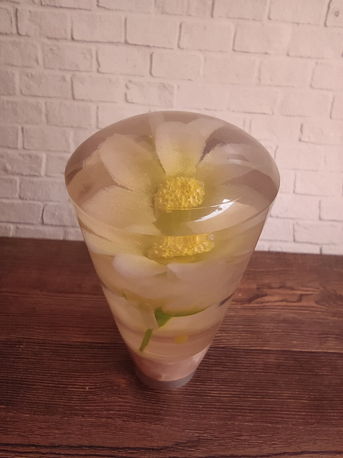 Underwater White Flower Gear Shift Shifter Knob from Acrilyc Resin_a62 ( Thread 12x1,25)