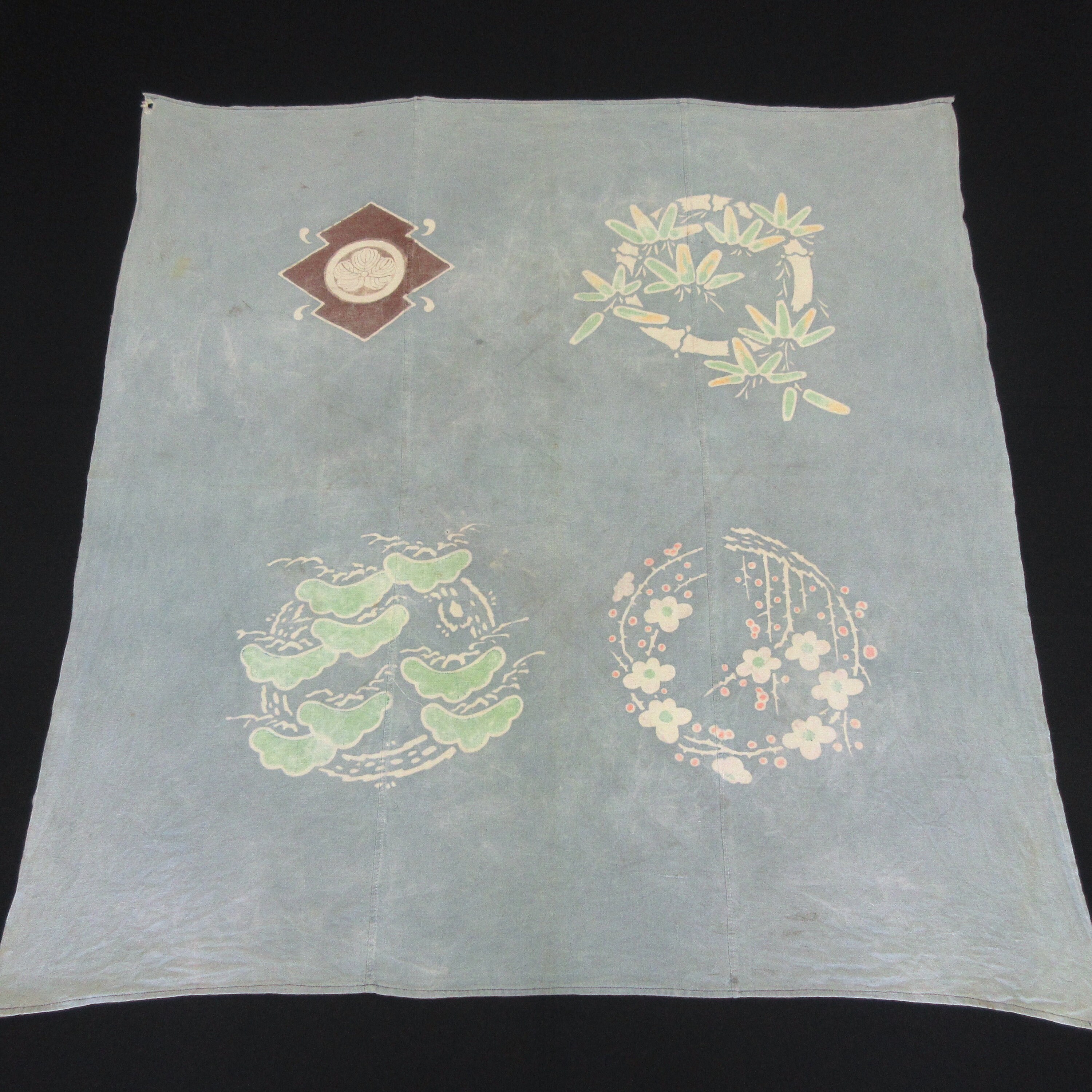 Vintage Japanese furoshiki fabric / Kamon / Tutugaki / Etsy