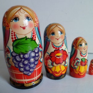 Russian Wooden Nesting Dolls Matryoshka Babushka Handcrafts Russia Gifts Sale Home Decor Set of 4 dolls Authentic Handmade image 5