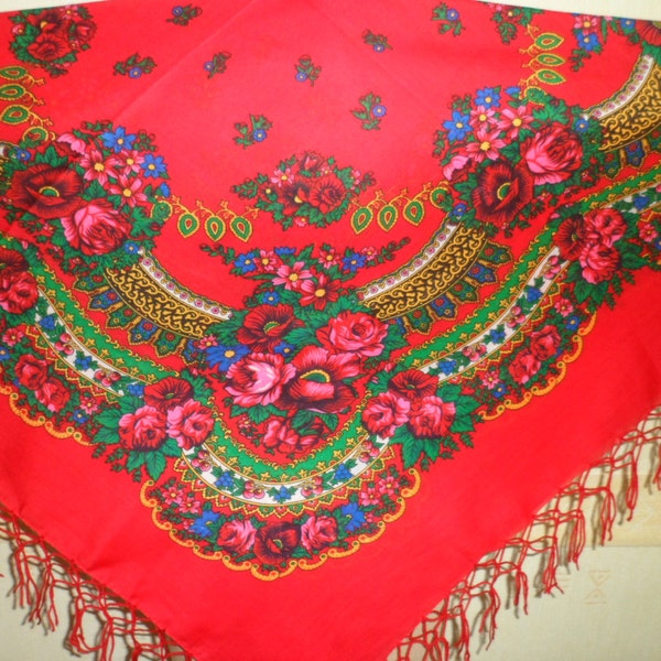 VERKAUF! Große große 49 "x 47,5" Rot Folk Schal Ukrainisch Kopftuch Ethnische russische Schal, Blumenschal, Schal mit Quasten Wolle Acryl