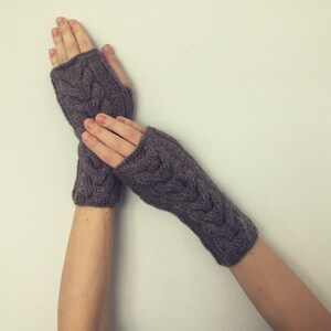 Hand Warmers - Wrist Warmers - Knitted Fingerless Gloves
