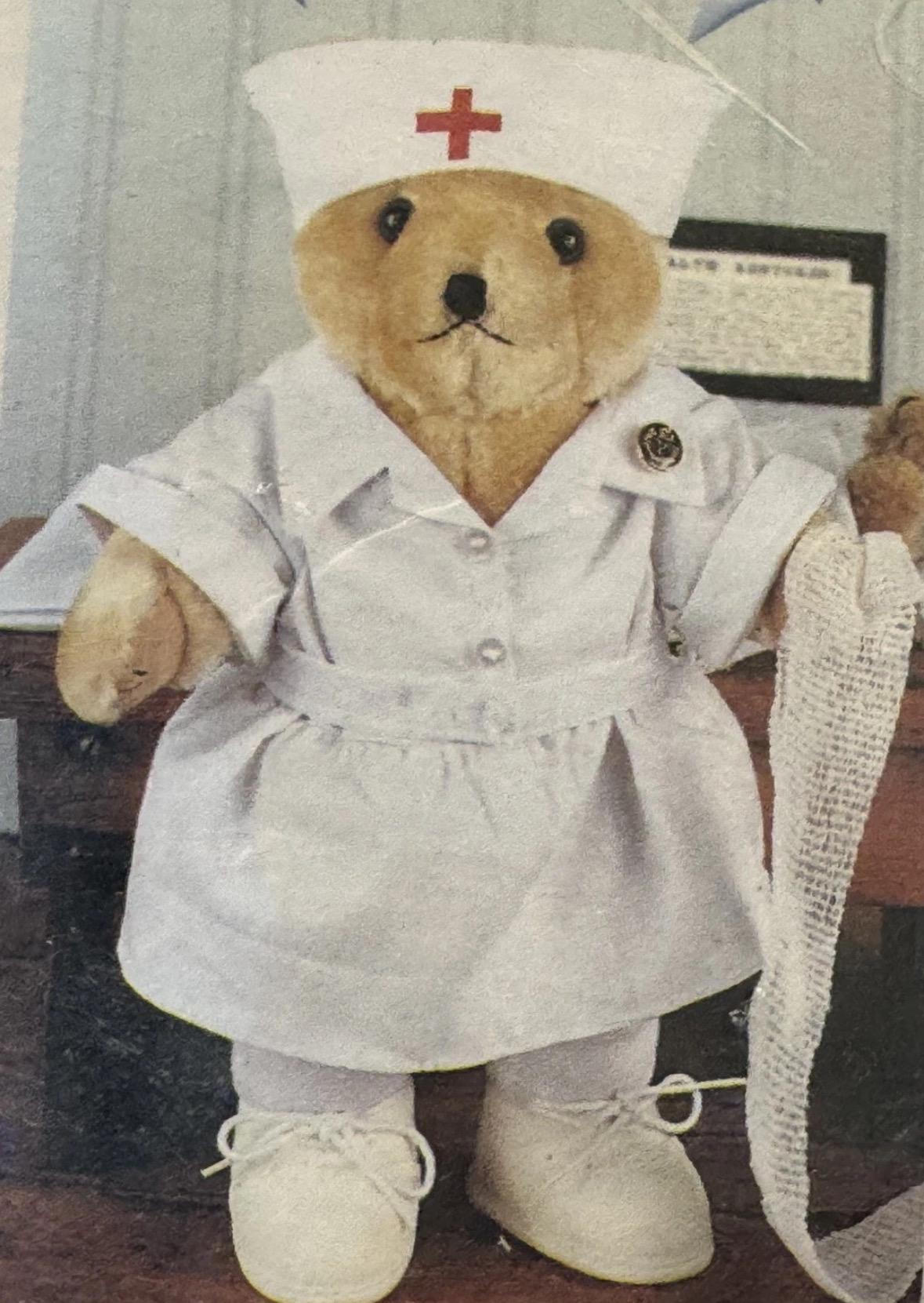 Treasured Toggery #82014 Nurse Nellie R.N.Outfit Tender Heart Treasures 1990