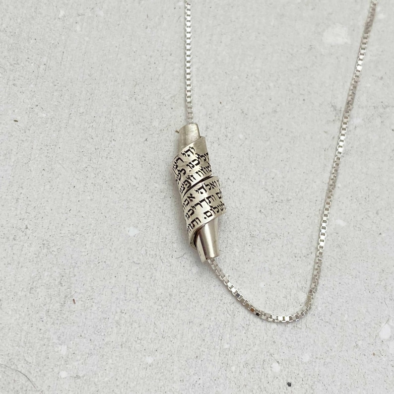 Jewish Jewelry, delicate silver necklace