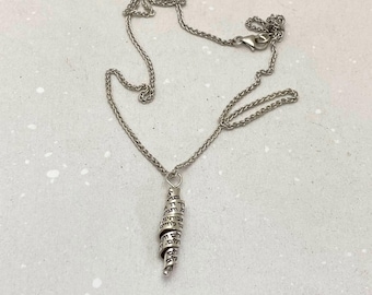 Men's Hebrew Engraved Traveler's Prayer with Personal Message Pendant Tefilat Haderech