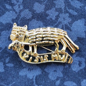 Dark Ages Cat Pilgrim Badge, 14th Century Jewelry with Cat and Mouse, LARP SCA Medieval Reenactment Badge Replica, Renaissance Fair Pin