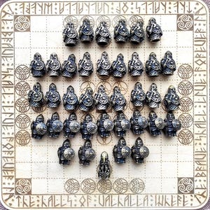 Hnefatafl-bordspel premiumset, Viking-schaakspel, draagbaar Tafl-bord met bronzen stukken, Berserker Tablut-pionnen, cadeau oude bordspellen