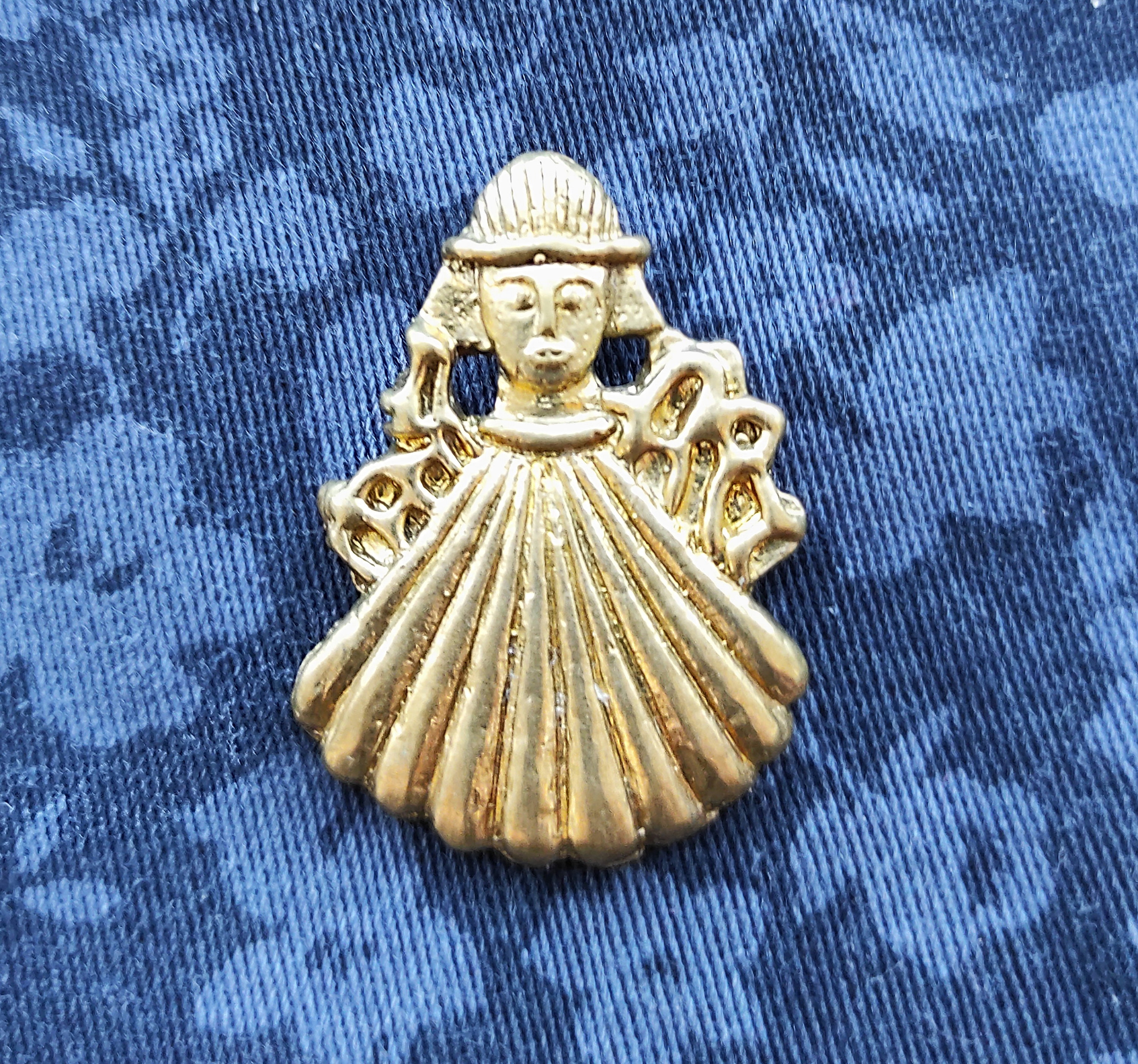 Replica 14e-eeuwse pelgrimtoken, messing badge schelp schelp, historische  middeleeuwse pin voor re-enactmentkostuum - Etsy België, image size:3000x2804