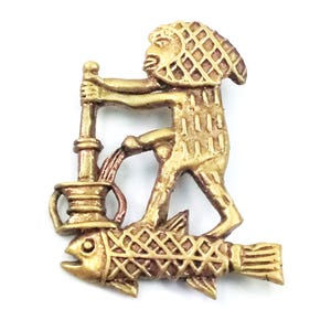 Pilgrim Badge Replica, 14th Century Jewelry, Medieval Doctor Pin Meme, Renaissance Fair Reproduction, Medieval Medicine Reenactment Brooch