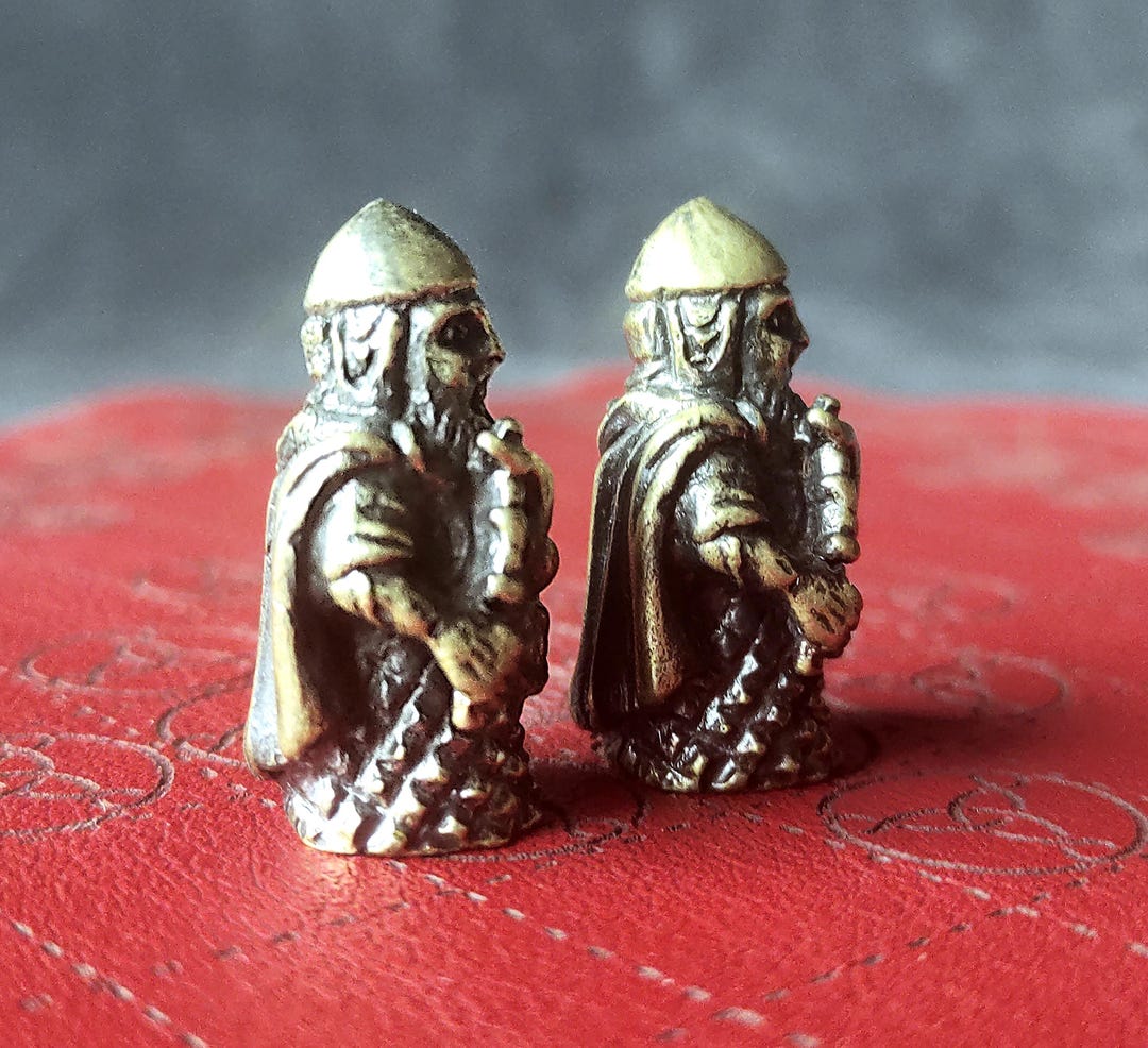 Bronze Viking Chess Set – Hnefatafl Game With Axe & Sword Warrior ...