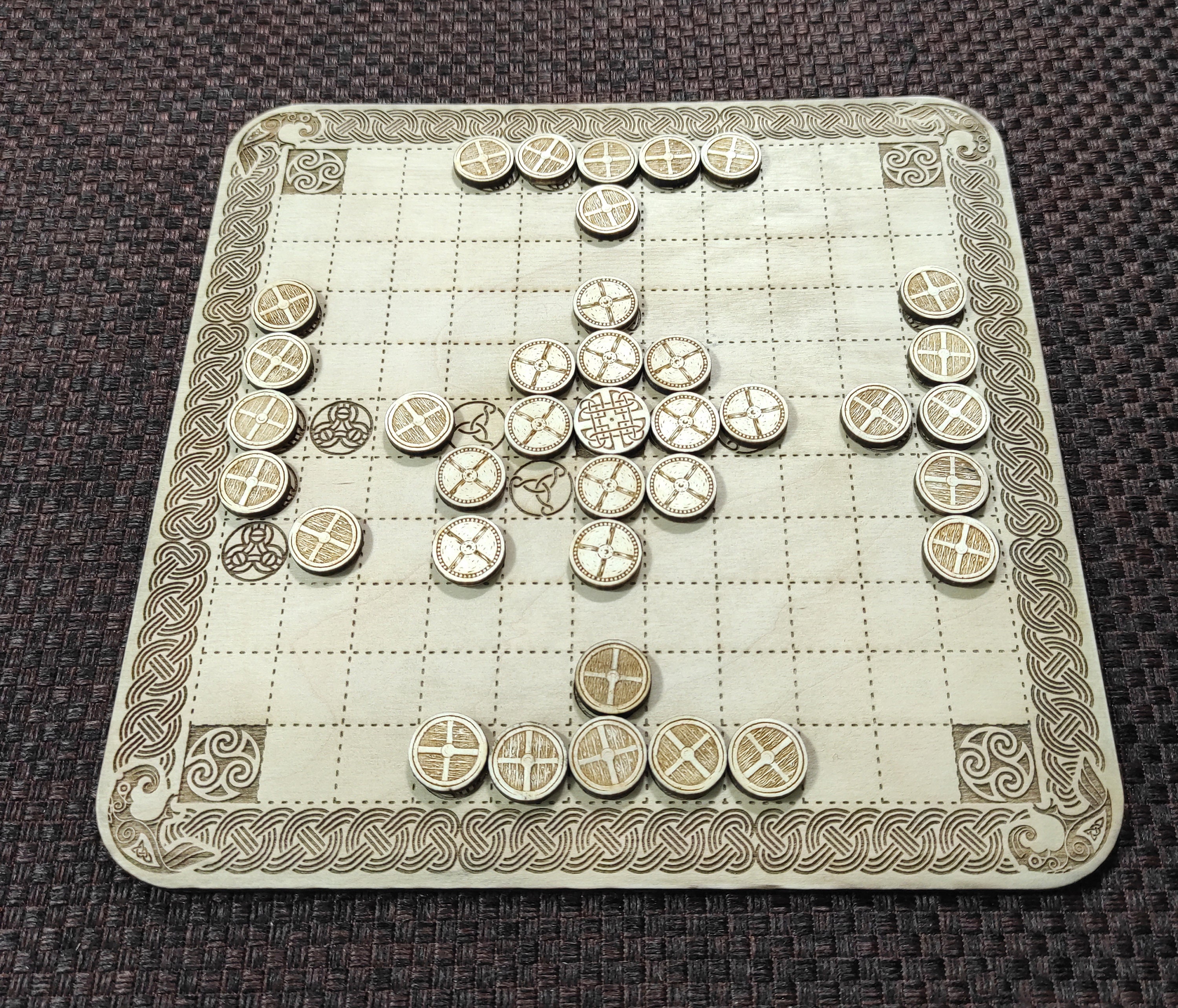 Hnefatafl Viking Chess Game Set Engraved Wooden Hnefatafl Etsy UK
