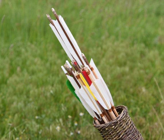 Training Arrows Set for Best Traditional Archery Wooden Arrows With White  Feather Fletching 10 ten Traditional Ash Wood Arrows 32 -  Norway