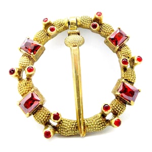 Medieval Broochs 5 Type Assortment, Medieval Costume Replica Jewelry, Renaissance Fair Cloak Pin, 15th Century Reenactors Dress Accessories