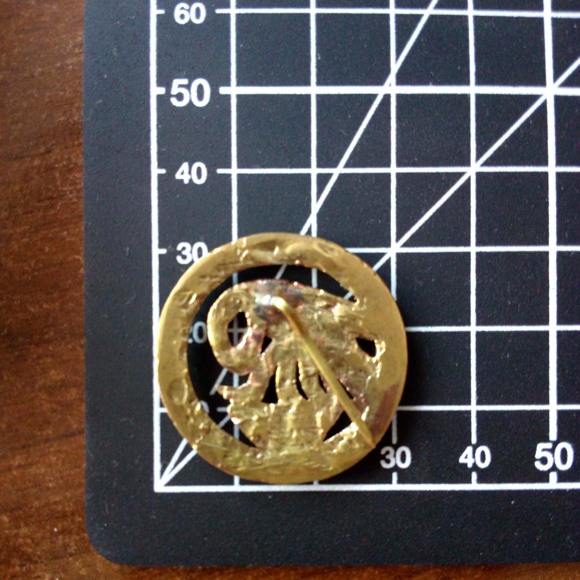 Replica pelgrimpenning, pelikaan in haar vroomheid 14e-eeuwse koperen  badge, middeleeuwse ren Fair-hoedenspeld - Etsy België, image size:1920x1921