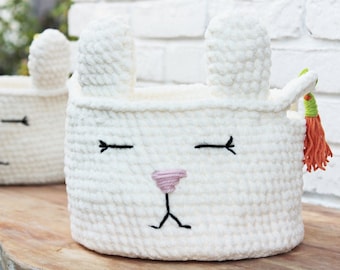 Crochet Bunny Basket Pattern - Chunky Yarn, Easter Decor (PDF Pattern)