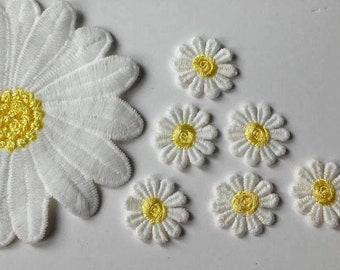 Flower patches Daisy patch Embroidered patch Sew on patch flower Small patches Embroidered patches Flower applique Large patch Mini patches