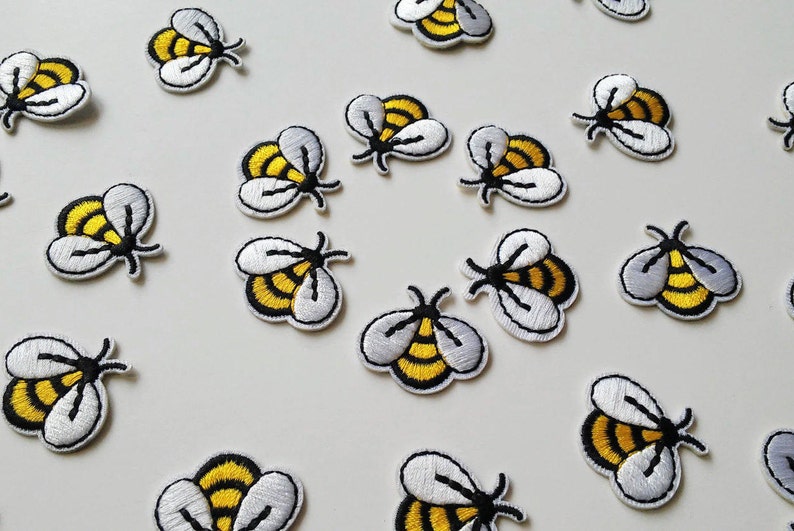 Little Bees/ Iron On Patches/ Small appliqués/ WIDTH 1.18 inch 3 cm 