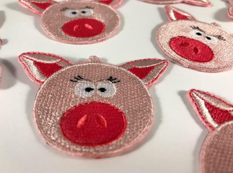 Cute Pig Iron on patch 1.85 inches 4.7 cm Comes by 1 Appliqu\u00e9