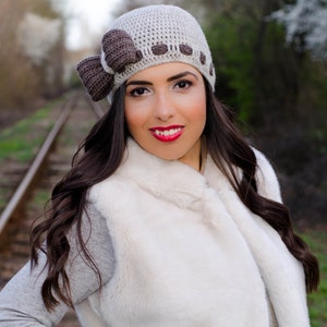 Beige crochet bow hat, hat with bow, womens knit hats, womens beanies, winter hats for women, ribbon hat, ladies hats, crochet womens hat
