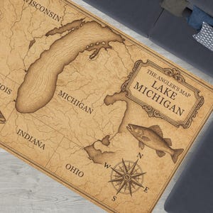 Carte vintage du lac Michigan - tapis déco nautique rustique du XVIIe siècle pour cabane, lodge ou maison côtière - cadeau de pêcheur du lac Michigan V1
