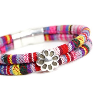 DAISY Bracelet Woven Cotton Bracelet  | Daisy Flower Bracelet | Bohemian Bracelet | Vegan Tribal Ethnic Bracelet | Choose Your Color