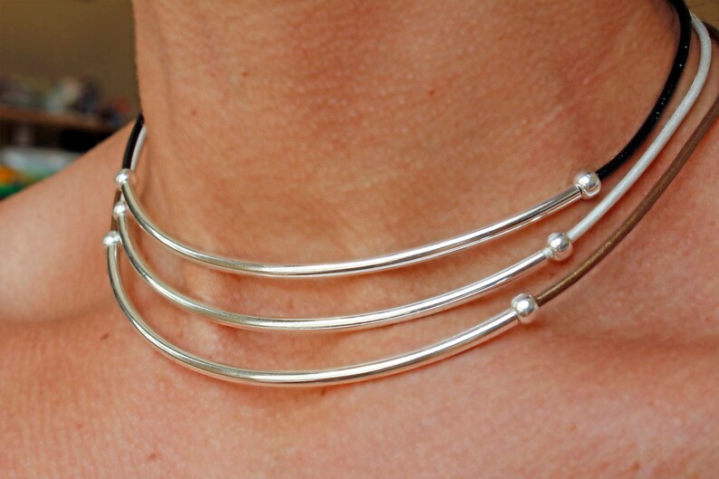 Choose The Color Adjustable Casual Boho Chic Choker Necklace Silver Jewelry Silver Curved Tube Bead /& Leather Festival Choker Necklace