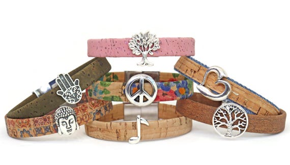 Eco-Friendly Cork Bracelet: Vegan Unisex Jewelry with Stainless Steel Clasp