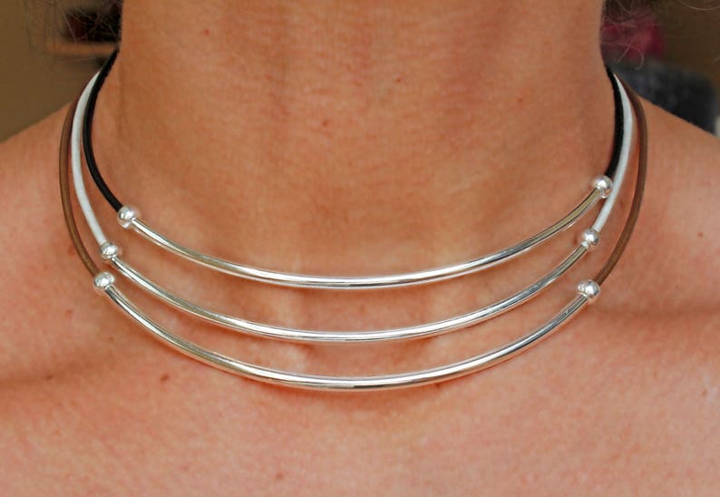 Choose The Color Adjustable Casual Boho Chic Choker Necklace Silver Jewelry Silver Curved Tube Bead /& Leather Festival Choker Necklace