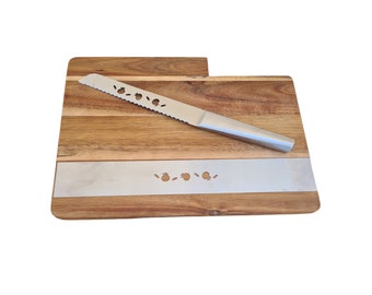 Tabla de pan de madera con cuchillo para pan para Shabat, con granadas grabadas