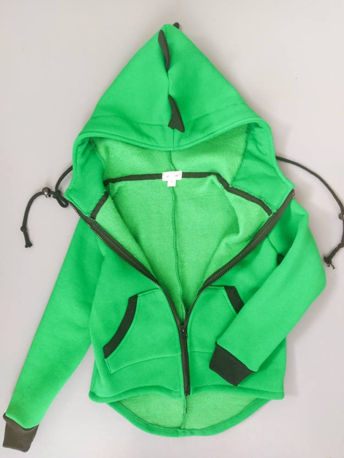 basketball pullovers