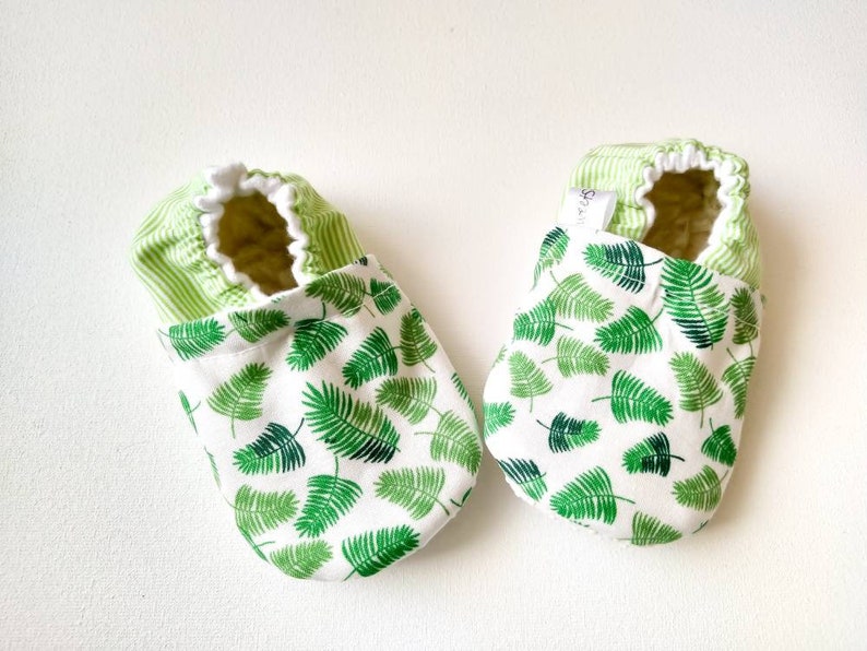 neutral baby shoes