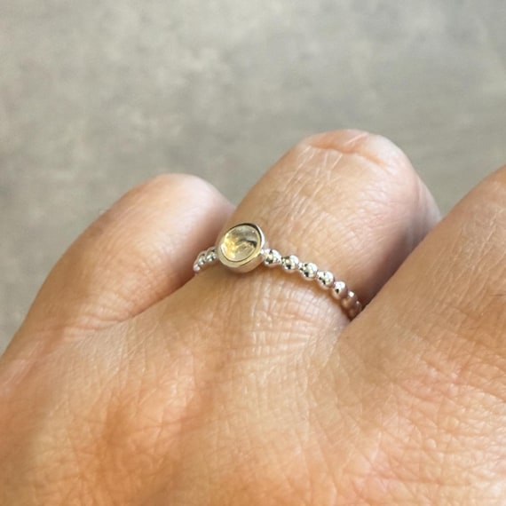 Ver en Etsy: Memory Ring Beaded Band 5mm Silver Ring for Resin, Breastmilk, Ashes or Hair Memory Ring Beaded Band 5mm Silver Ring for Resin, Breastmilk, Ashes or Hair