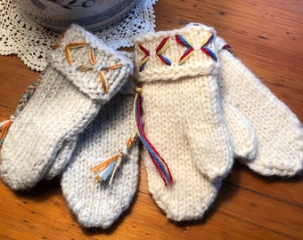 Lovikka Inspired Mittens-Toddler Size